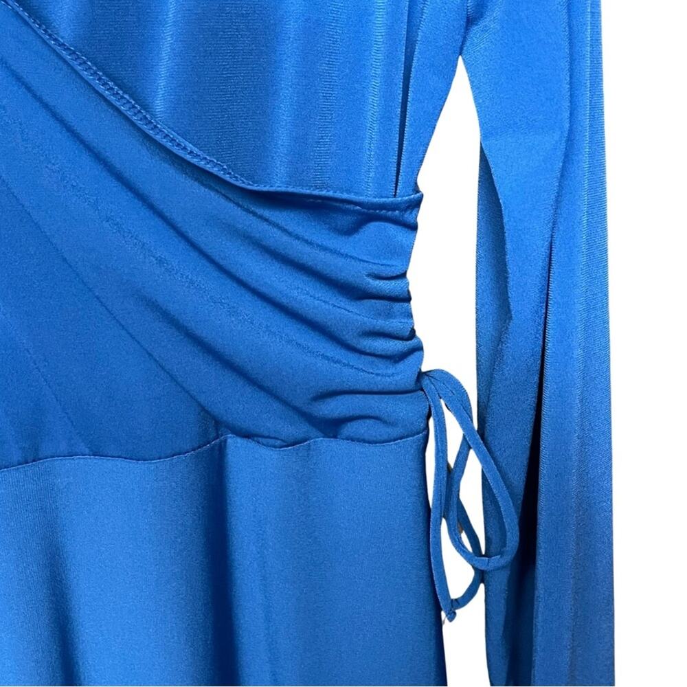 Chadwick’s blue faux wrap dress midi flowy swingy comfortable v-neck size 14 - Picture 3 of 4